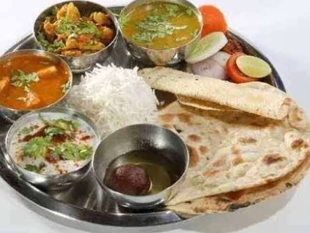 शाकाहार बनाम मांसाहार